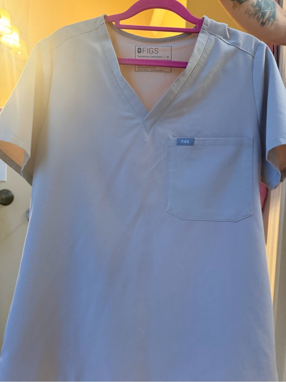 Size medium shirt and medium petite pants.